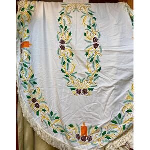 Vintage Christmas Tablecloth Oval Fringe MCM 76”x60 Candles Pinecones Holly